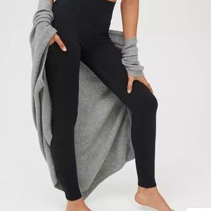 Aerie fleece lined offline leggings size xl. Never worn